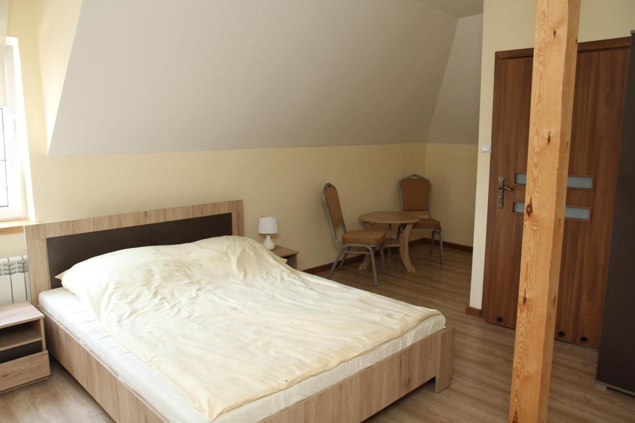 Hotel Restauracja Romantyczna Мендзыжец-Подляски Экстерьер фото
